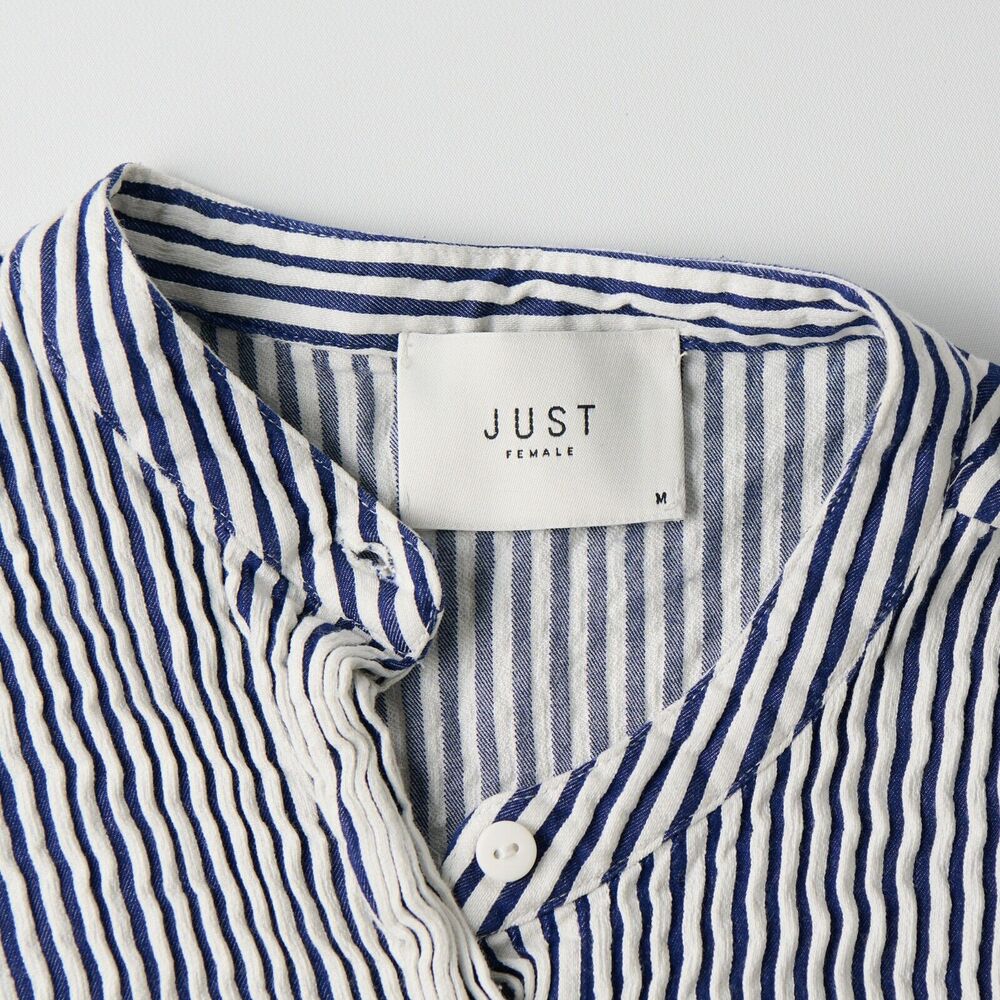 Just Female Blouse Shirt Women's Medium Striped Classic Resort Costal Preppy - Picture 7 of 8